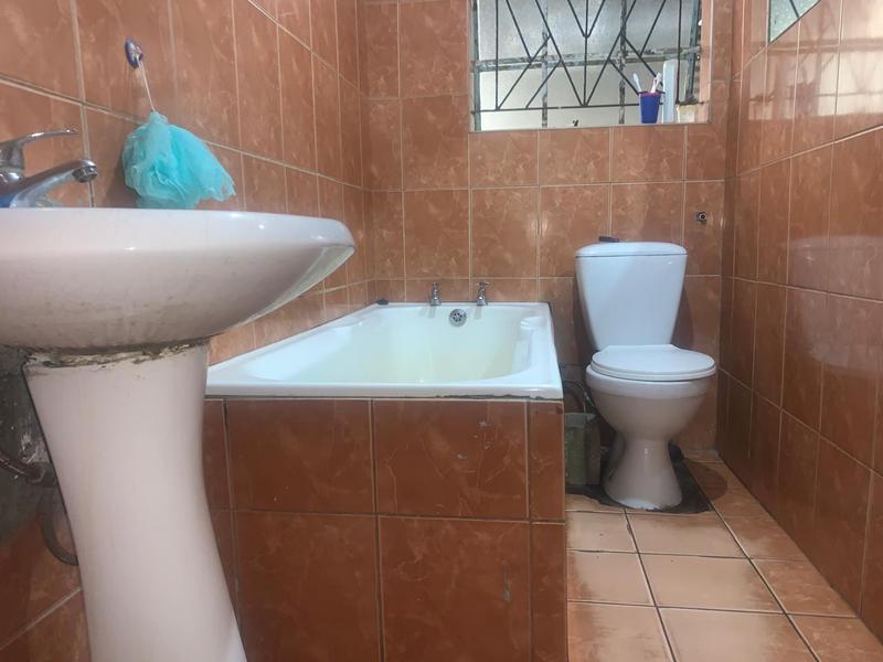 4 Bedroom Property for Sale in Beacon Valley Western Cape